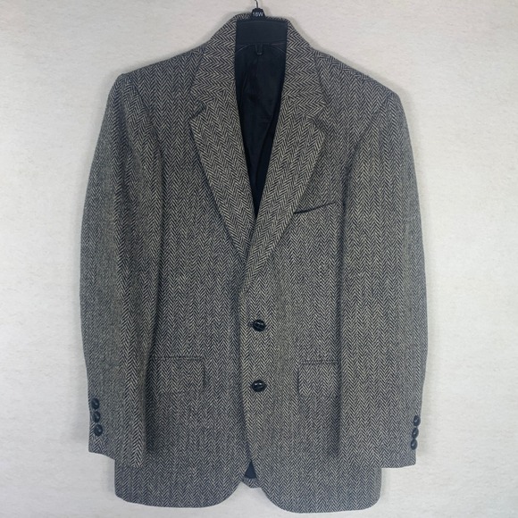 VTG Harris Tweed Blazer Mens 44R Gray Black Herringbone Wool Sport Coat Scotland - Picture 1 of 12